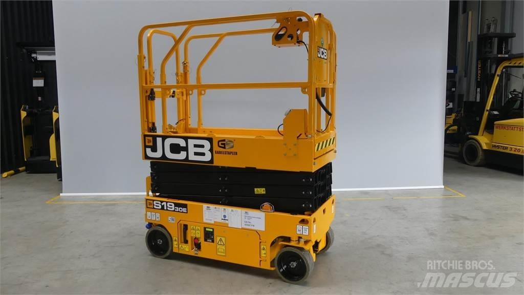 JCB S1930E Saksilavat