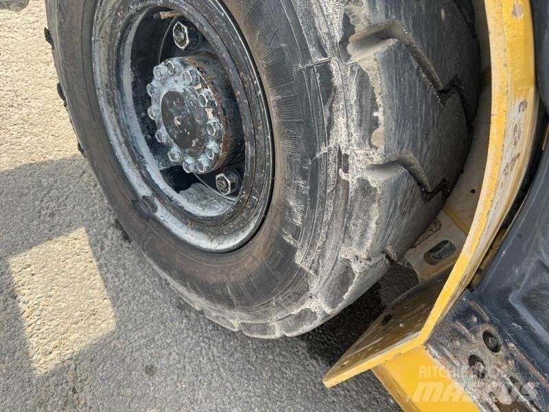 CAT DP45NT Muut haarukkatrukit