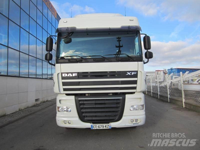 DAF XF105 460 Vetopöytäautot
