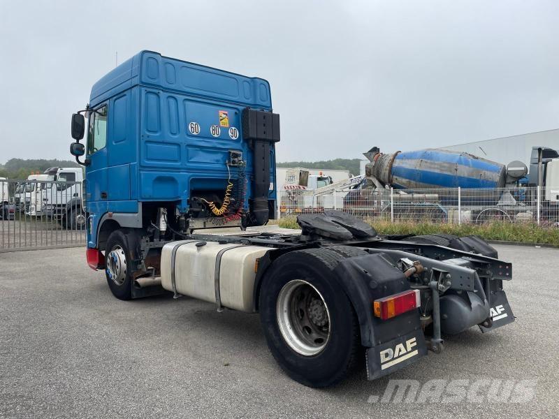 DAF XF105 460 Vetopöytäautot