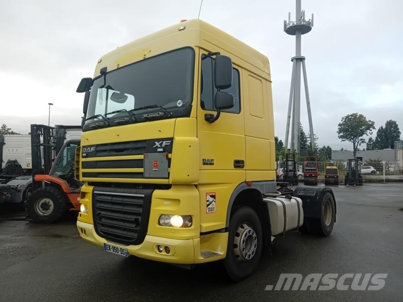 DAF XF105 460 Vetopöytäautot