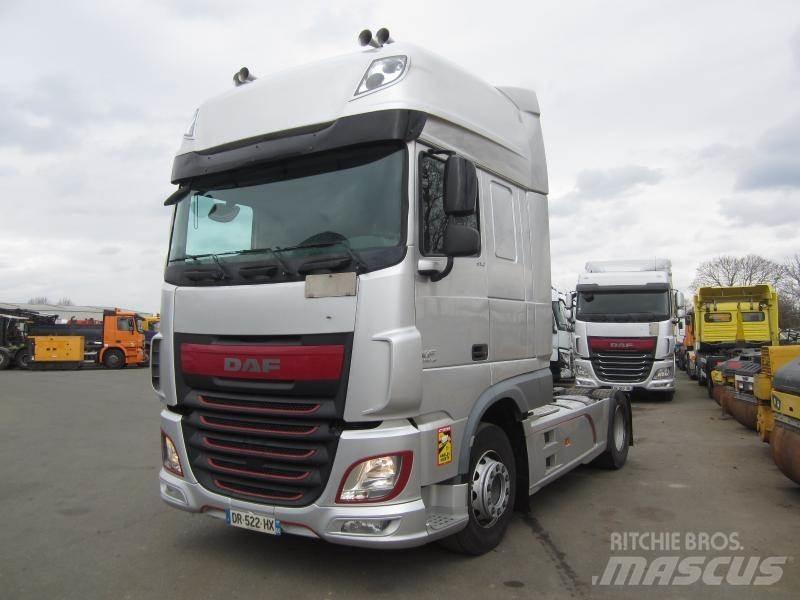 DAF XF105 510 Vetopöytäautot