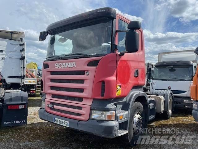 Scania P 420 Vetopöytäautot