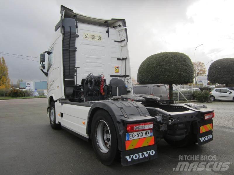 Volvo FH 540 Vetopöytäautot