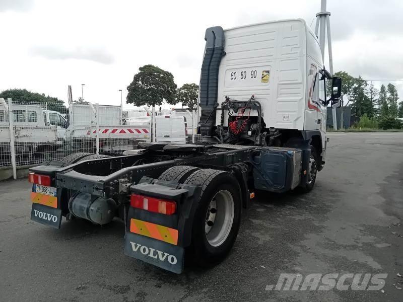 Volvo FM 450 Vetopöytäautot