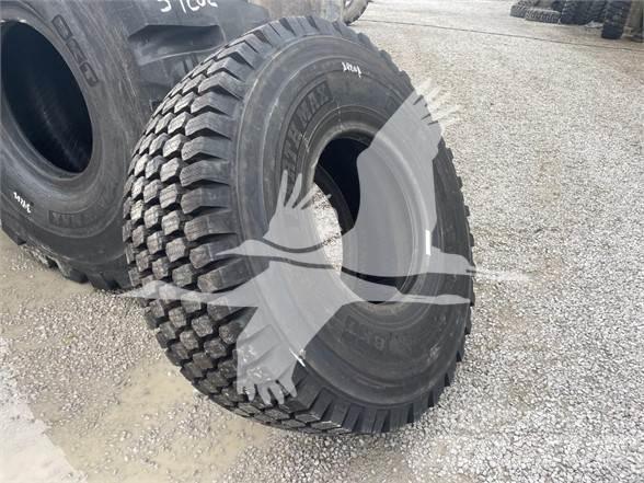 BKT 20.5R25 Renkaat ja vanteet