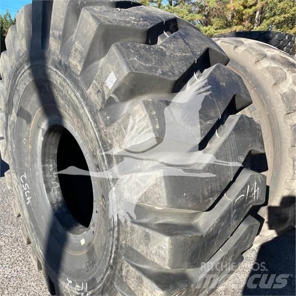 BKT 29.5X25 Renkaat ja vanteet