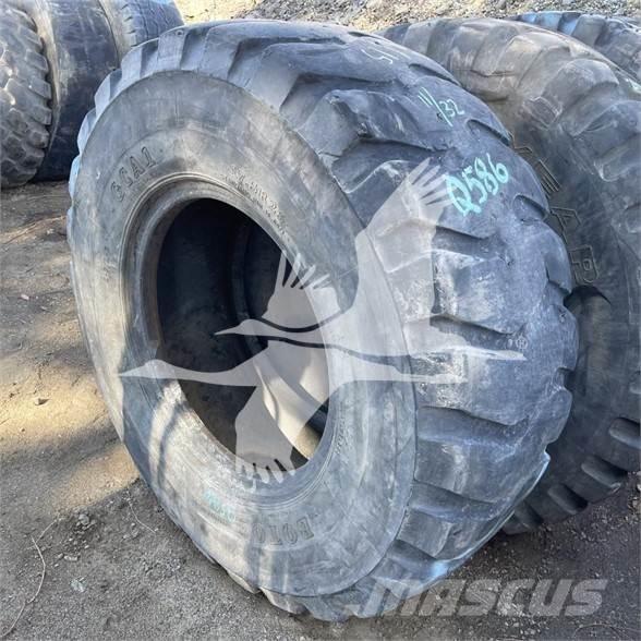 BOTO 17.5R25 Renkaat ja vanteet