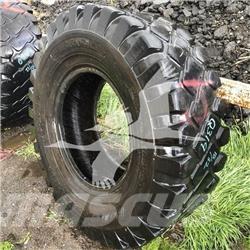  CAMSO 17.5X25 Renkaat ja vanteet