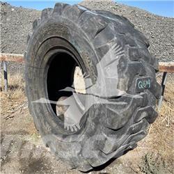  CAMSO 20.5X25 Renkaat ja vanteet