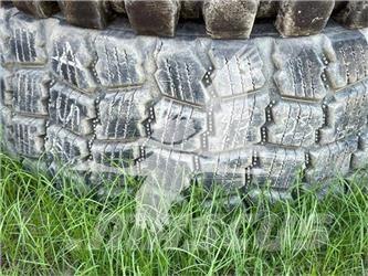  MAXAM 20.5R25 Renkaat ja vanteet