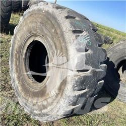  MAXAM 26.5R25 Renkaat ja vanteet