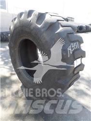Titan 20.5x25 Renkaat ja vanteet