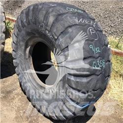 Toyo 23.5R25 Renkaat ja vanteet