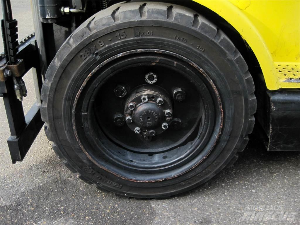 Hyster H 3-00XM Nestekaasutrukit