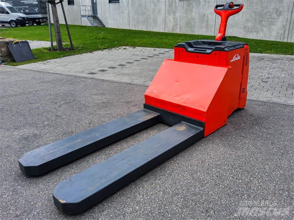 Linde T 30 Käyden ajettavat pinoamistrukit