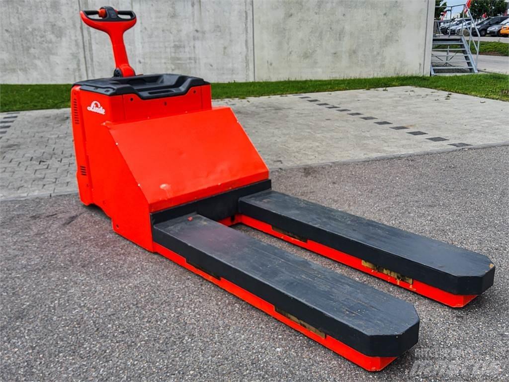 Linde T 30 Käyden ajettavat pinoamistrukit