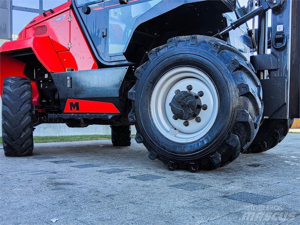 Manitou M 30-4 Maastotrukit