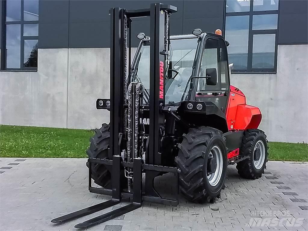 Manitou M 30-4 Maastotrukit