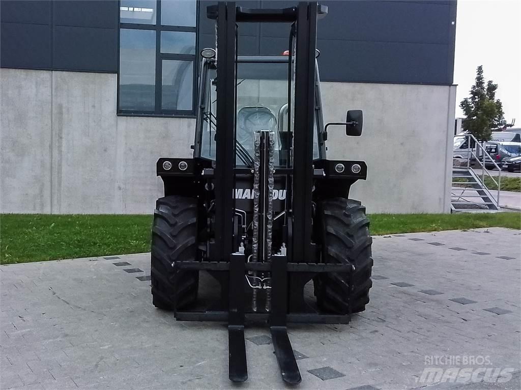 Manitou M 30-4 Maastotrukit