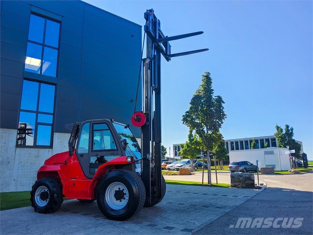 Manitou M 40-4 Maastotrukit