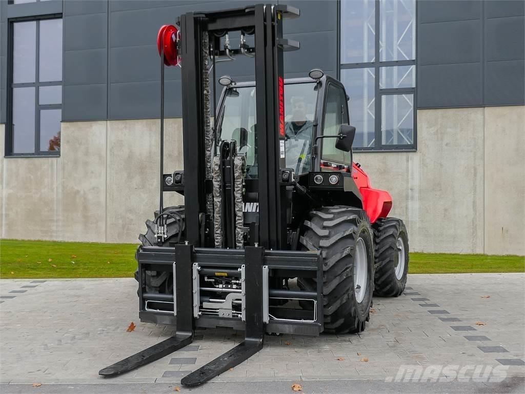 Manitou M 50-4 Maastotrukit