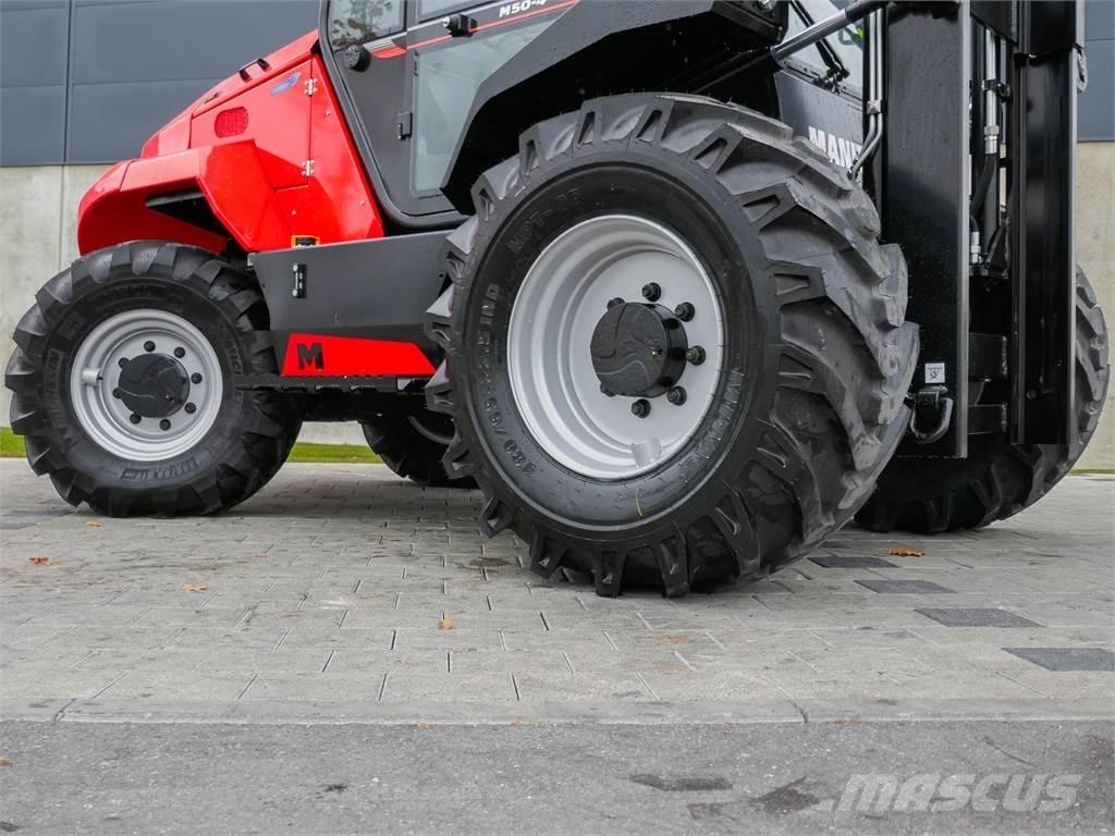 Manitou M 50-4 Maastotrukit