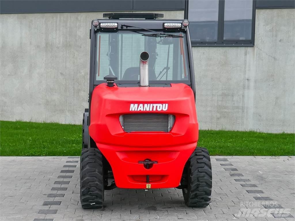 Manitou MC 25-4 Maastotrukit