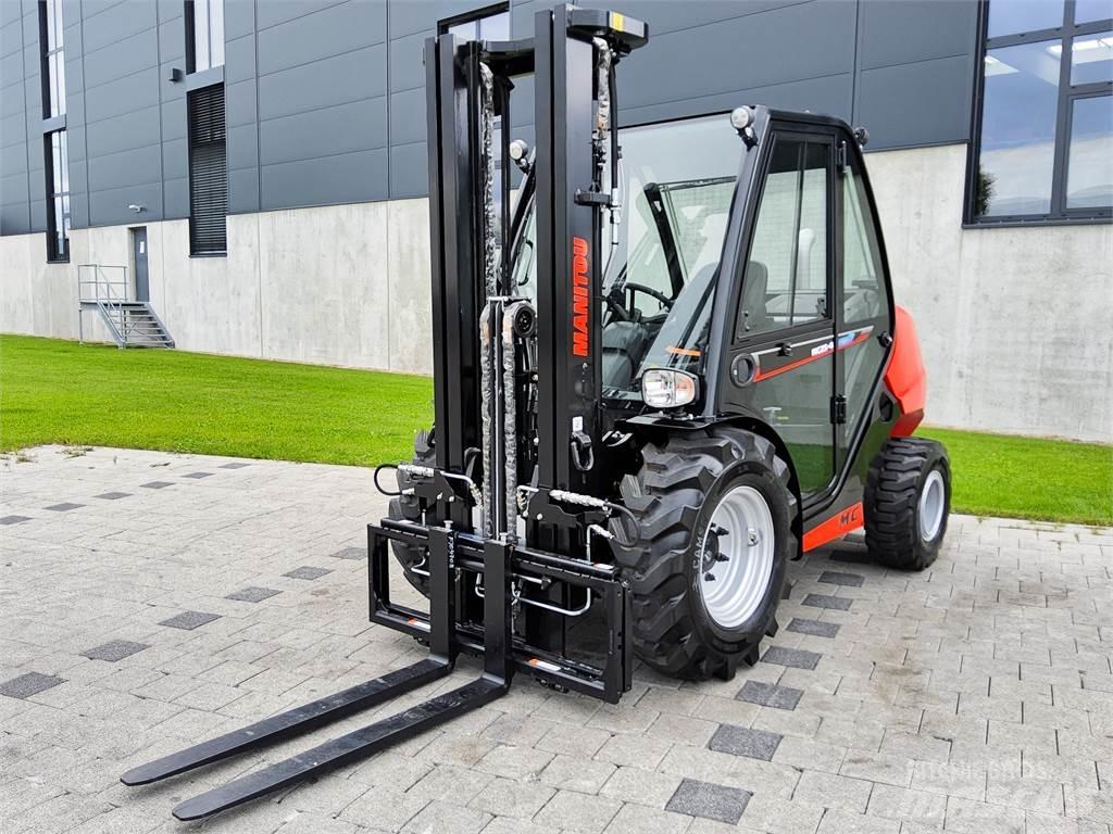 Manitou MC 25-4 Maastotrukit