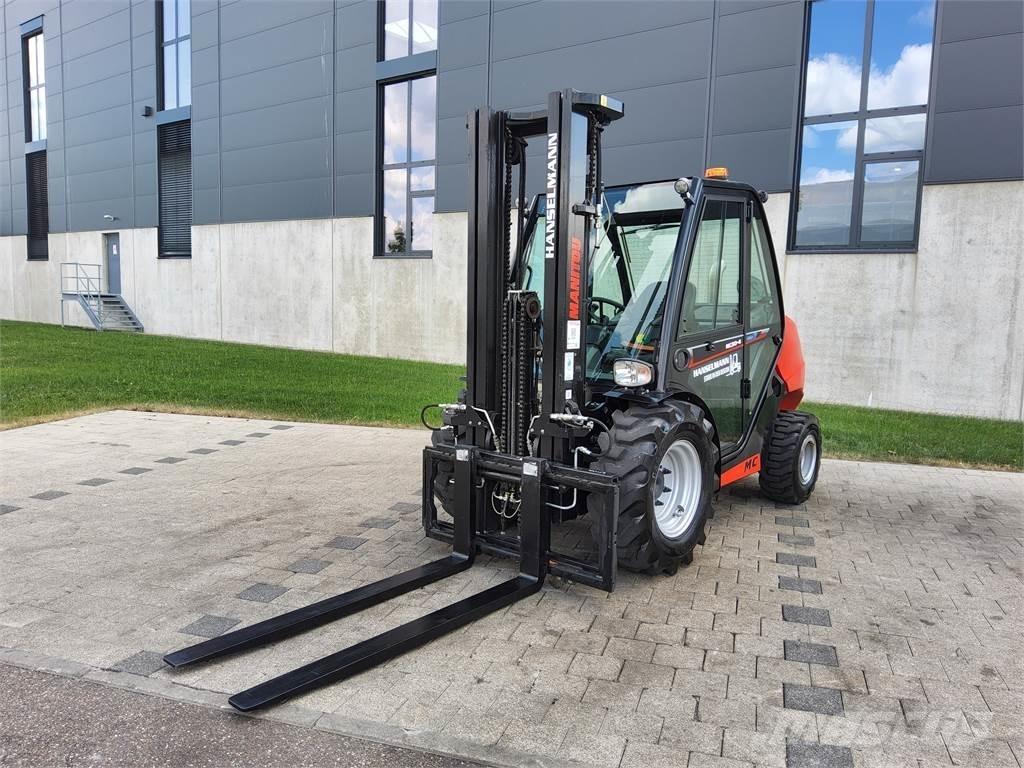 Manitou MC 30-4 Maastotrukit