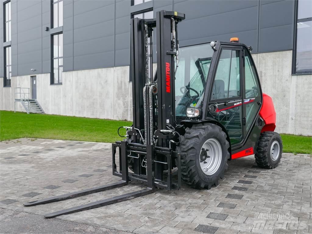 Manitou MC 30-4 Maastotrukit