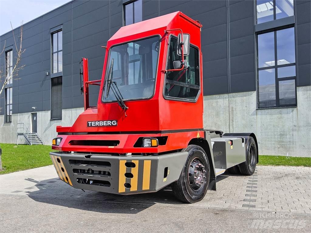 Terberg YT 220 Terminaalitraktorit