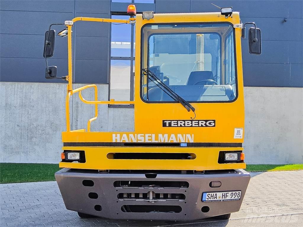 Terberg YT 222 Terminaalitraktorit