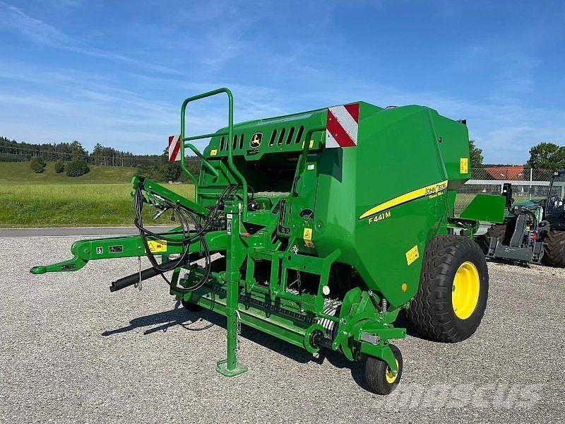 John Deere F441M Muut maatalouskoneet