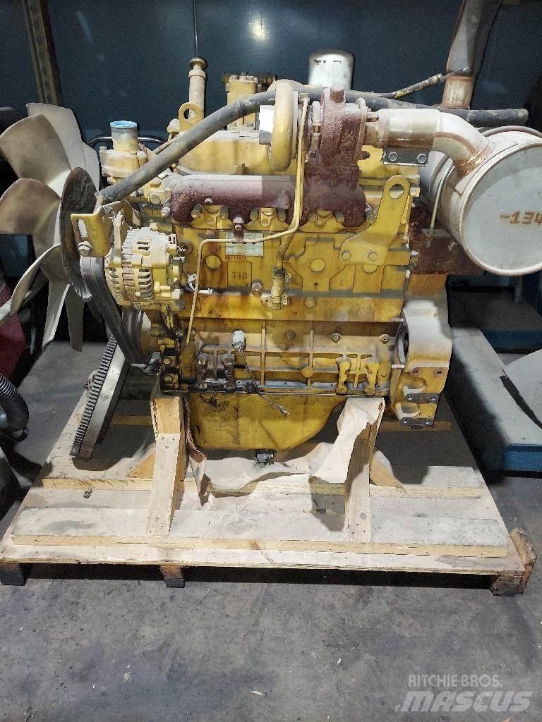 CAT 3064T Moottorit