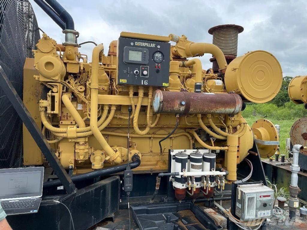 CAT 3512 Moottorit