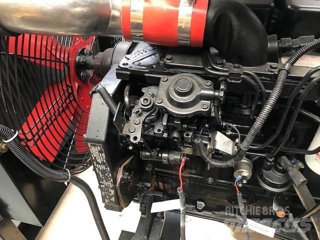 Cummins 4BT3.9 Moottorit
