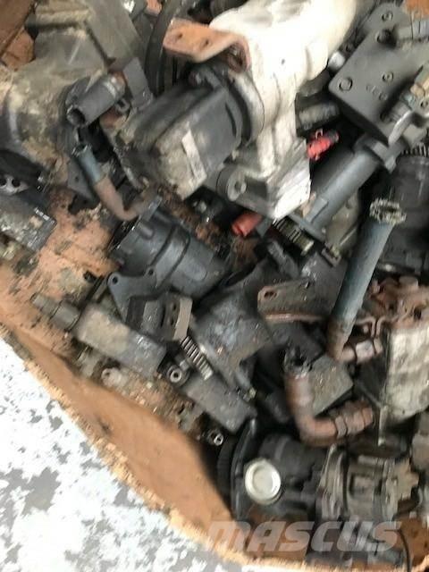 Cummins ISB6.7 Moottorit