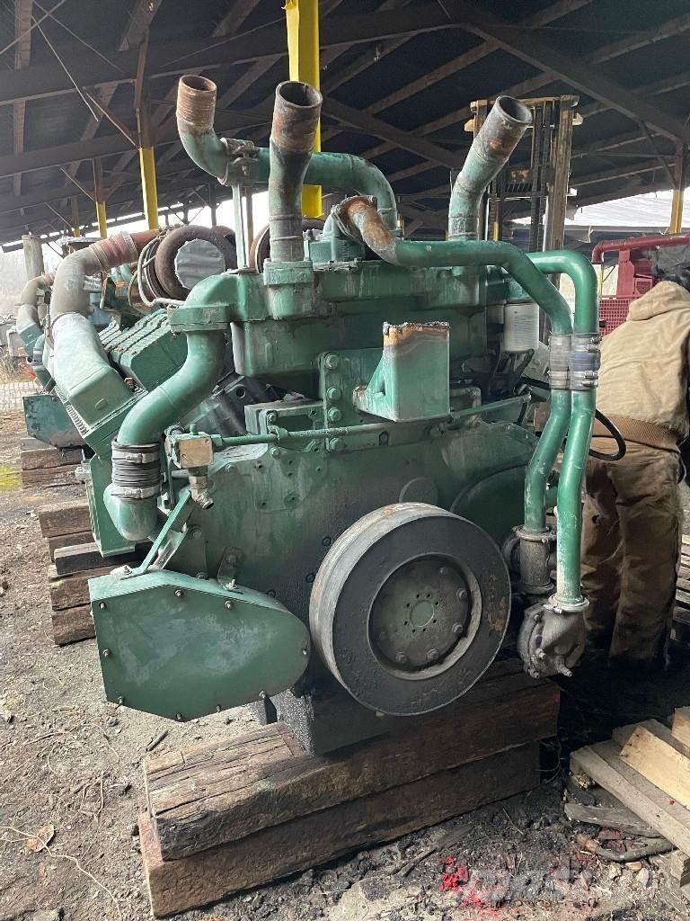 Cummins QSK45 Moottorit