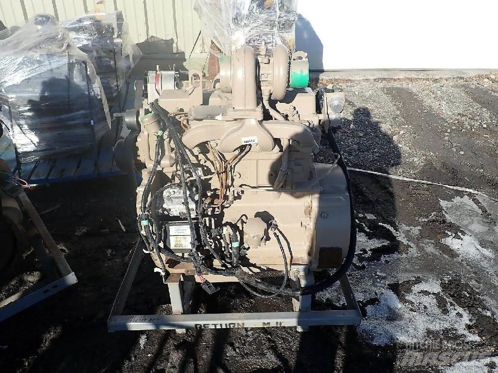 John Deere 4045TF275 Moottorit