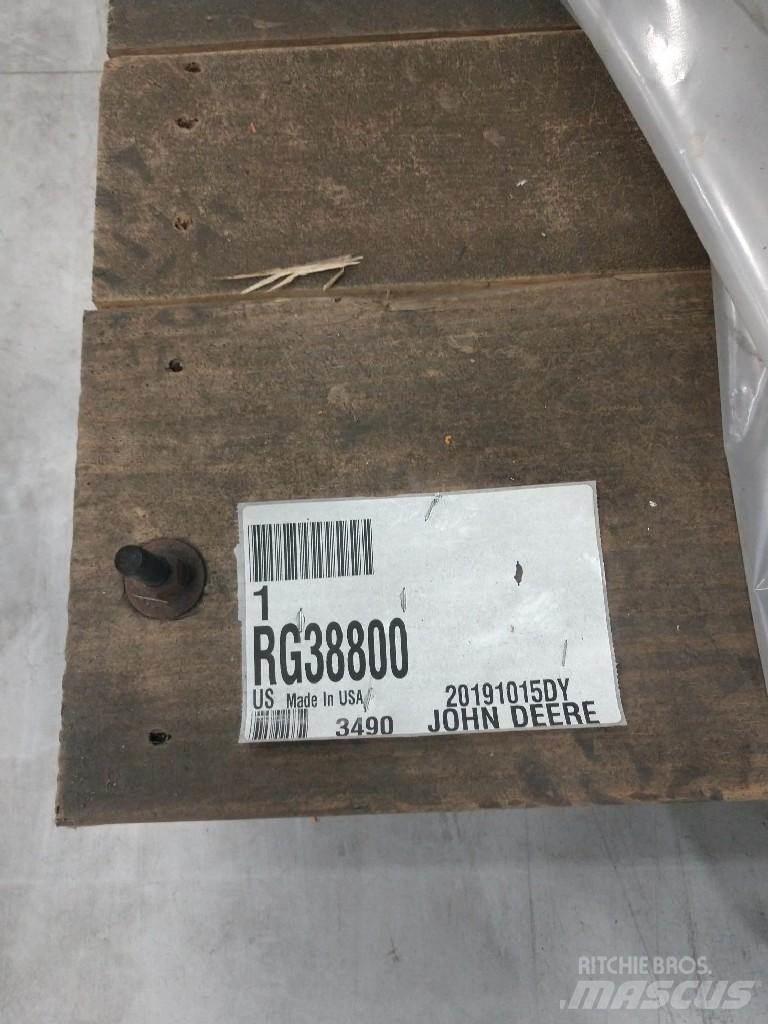 John Deere 6135 Moottorit