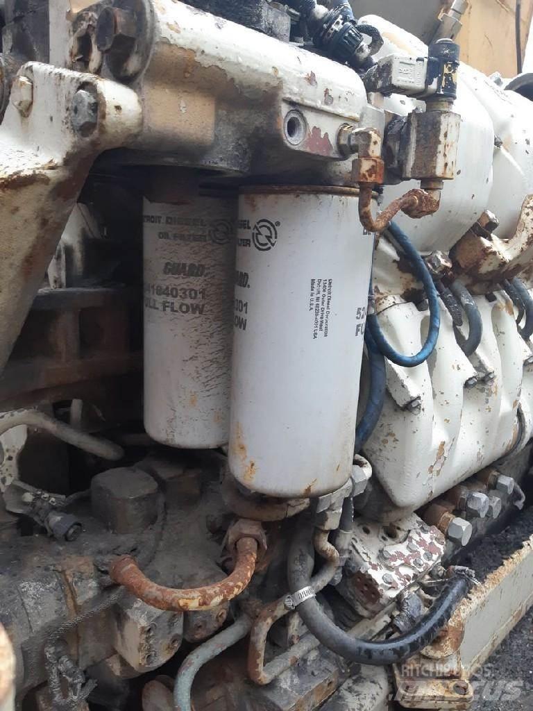 Komatsu 930E Moottorit