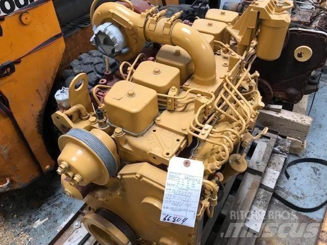 Komatsu SA6D102E-2 Moottorit