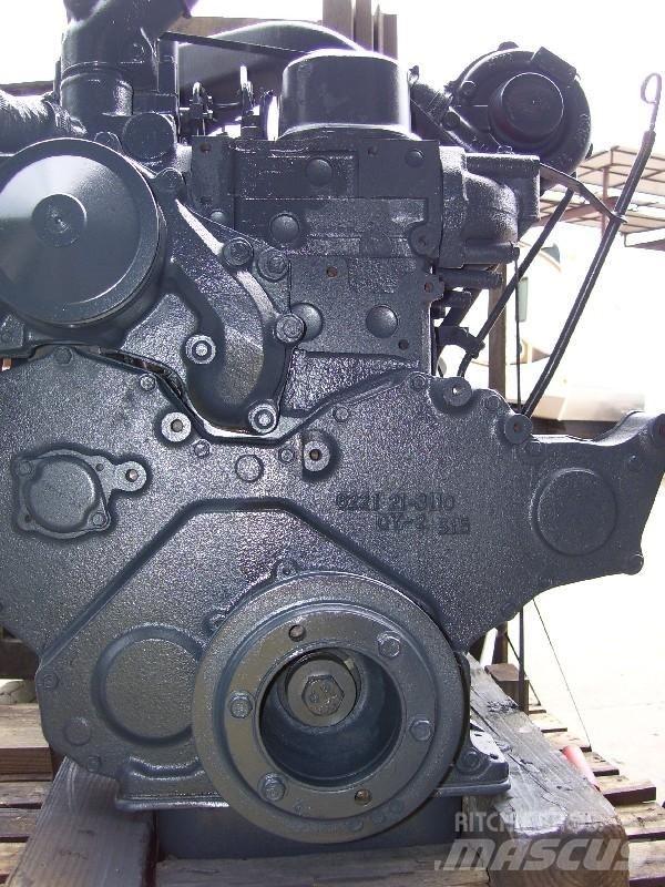 Komatsu SA6D108-1 Moottorit