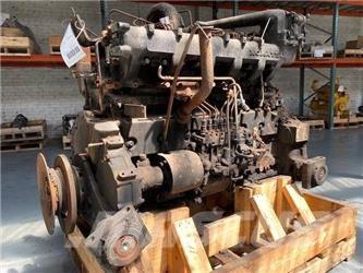 Komatsu SA6D125-2 Moottorit