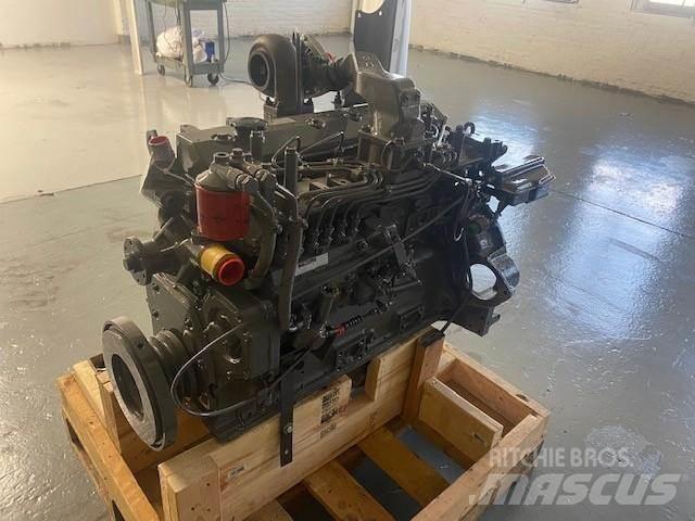 Komatsu SA6D95 Moottorit