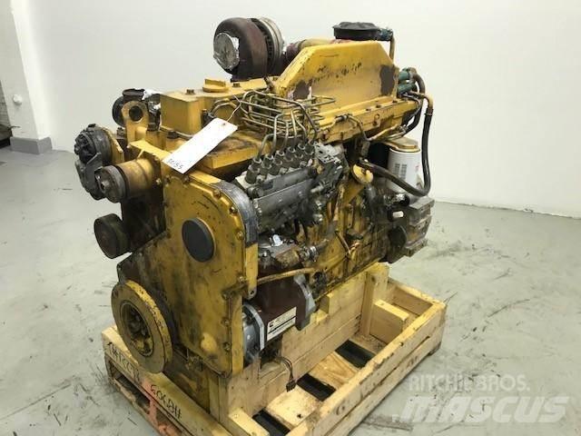 Komatsu SAA6D114-1 Moottorit