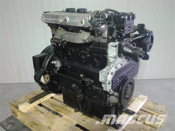 Perkins 1004.4 Moottorit