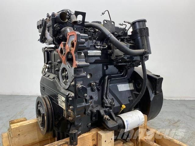 Perkins 1004.40TW Moottorit