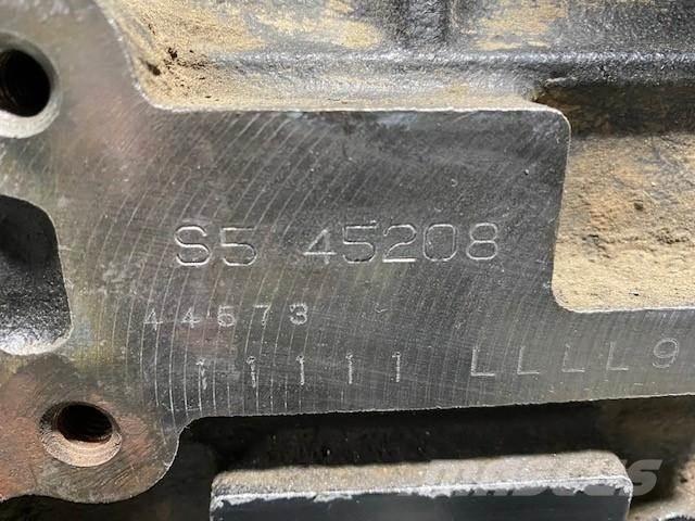 Yanmar 4TNV98-YTBL Moottorit
